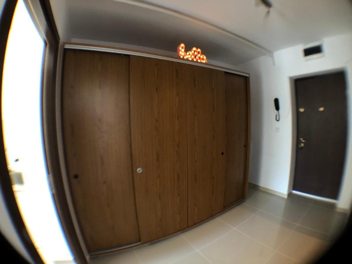 Le Garcon De Cristina-Simple,Quiet,Spacious Studio Bukurešť Exteriér fotografie